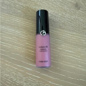 Armani Beauty Luminous Silk Cheek Tint Blush Shade 62  Delicate Mauve